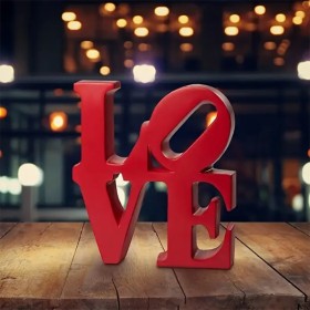 LOVE Résine rouge