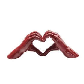 Mains cœur rouge