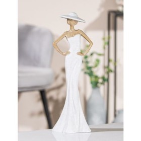 Sculpture femme au chapeau