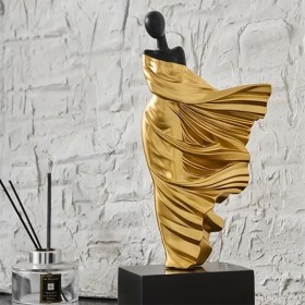 Figure femme Brise Printanière