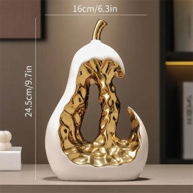 Sculpture poire en céramique