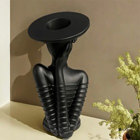 Vase dame noir