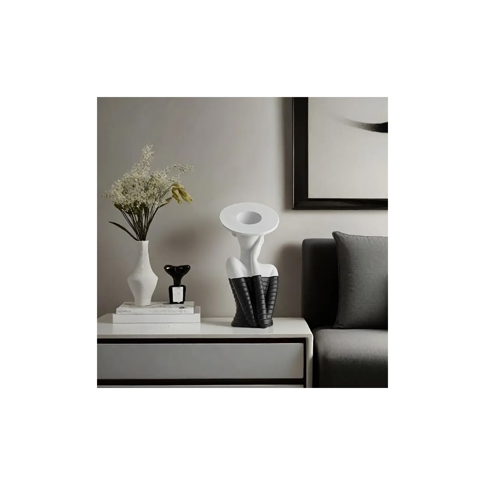 Vase dame noir et blanc
