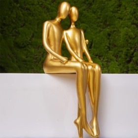 Statue de Couple Dorée d'Art Abstrait