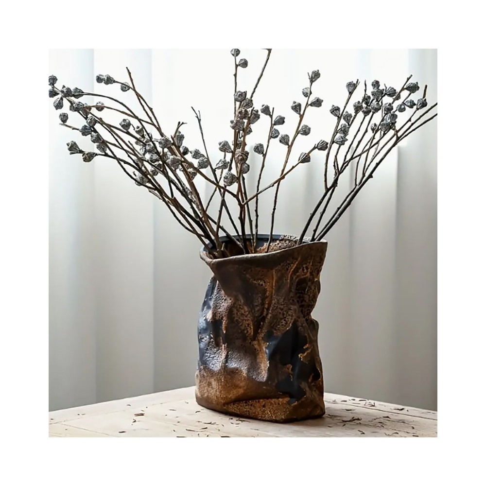 Vase en céramique vintage pour une décoration intérieure élégante